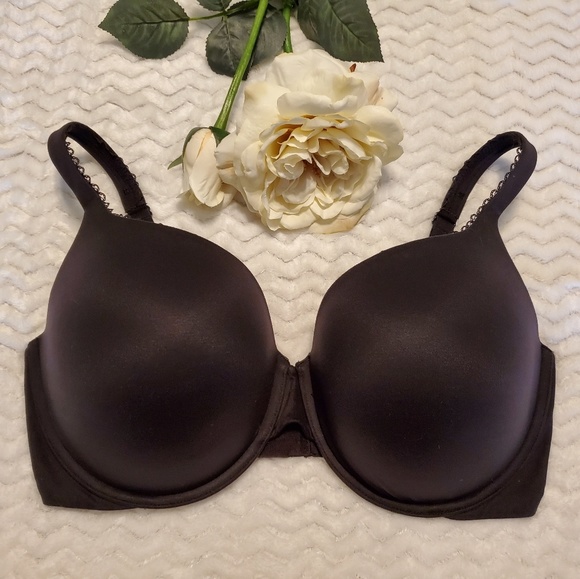 Victoria's Secret Other - 38DDD VS "PERFECT SHAPE"
Color-Black